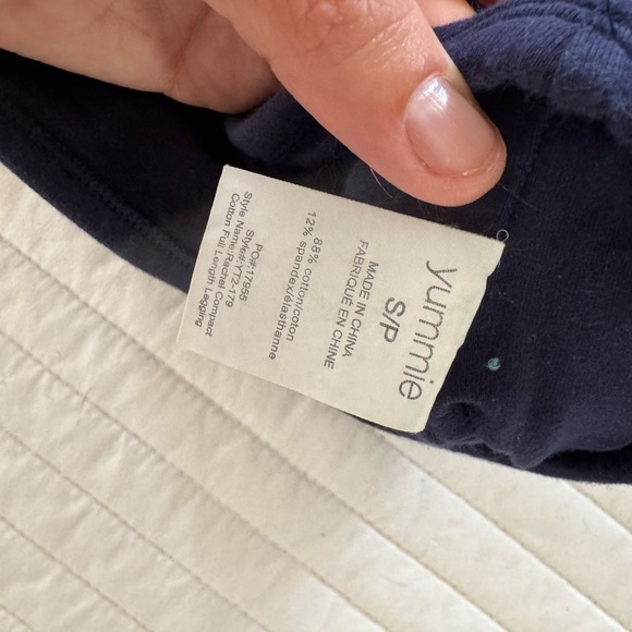 Yummie Yoga Leggings Bundle – Small – Navy Solid & Snake Print – Full Length - Picture 9 of 9